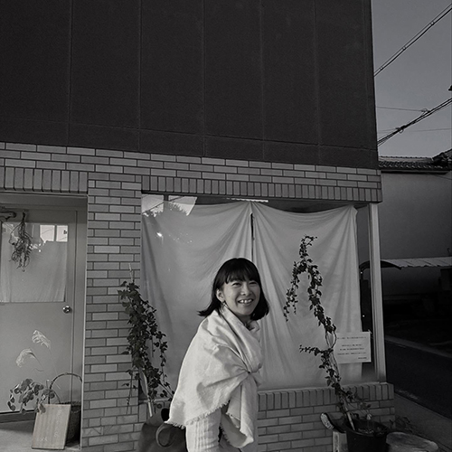 ヨーガの日 @2022_luca_ 少しずつ緩んで開いて呼吸に意識を向けてゆっくりと2時間ほど内側に意識を向けます。